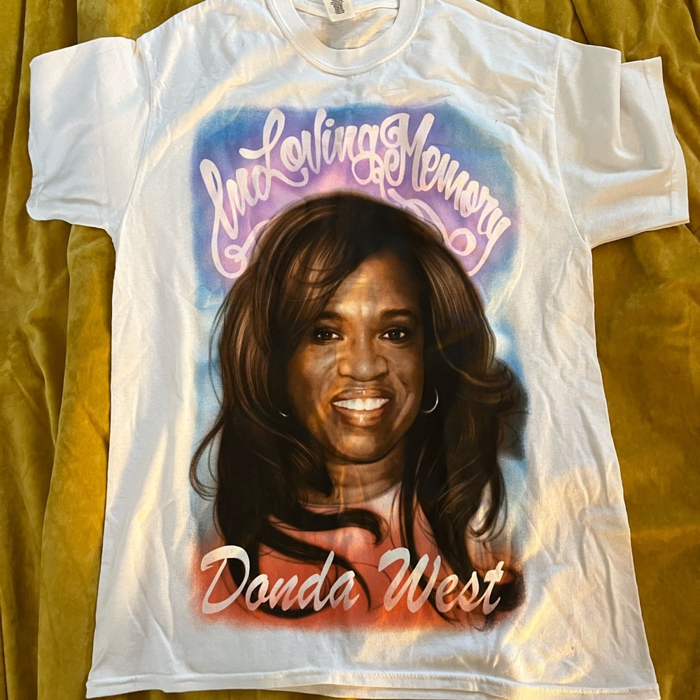 In Loving Memory Graphic T-Shirt